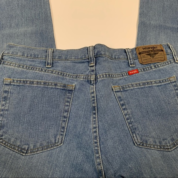 Wrangler Jeans - Picture 2 of 4